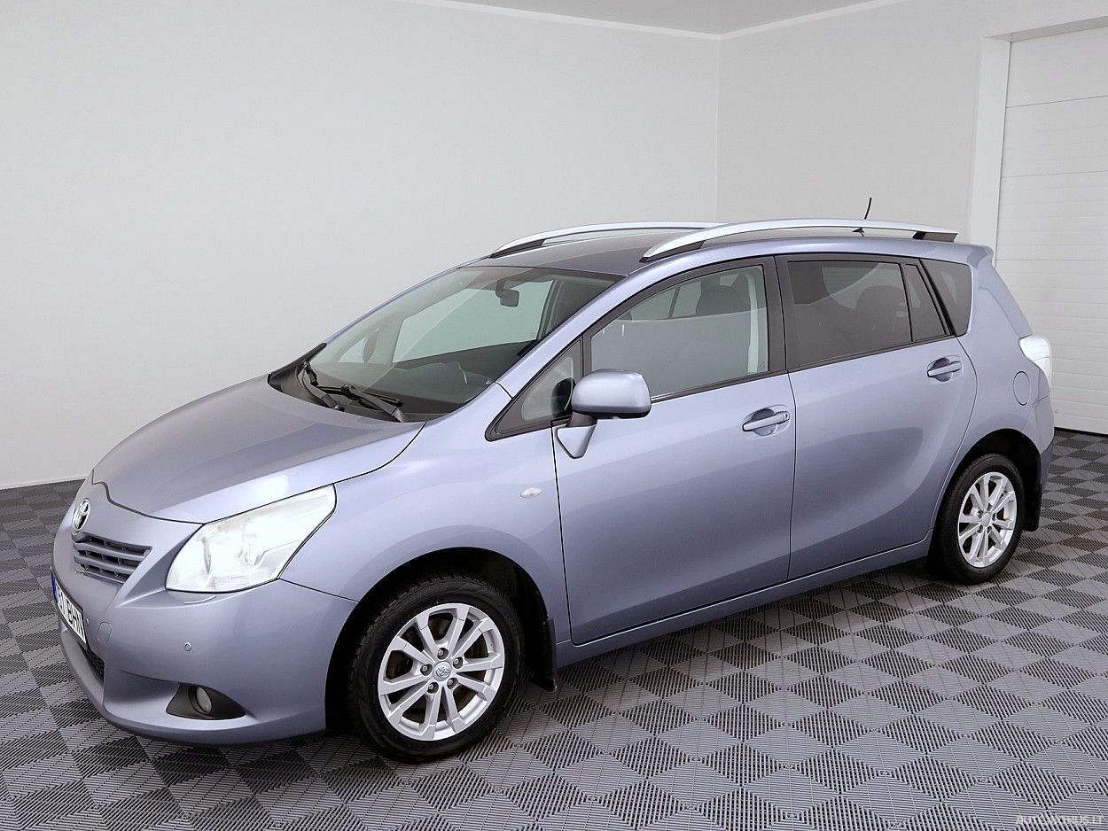 Toyota Verso | 1