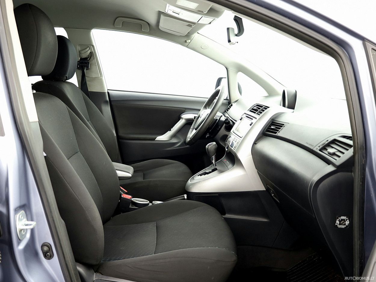 Toyota Verso | 5