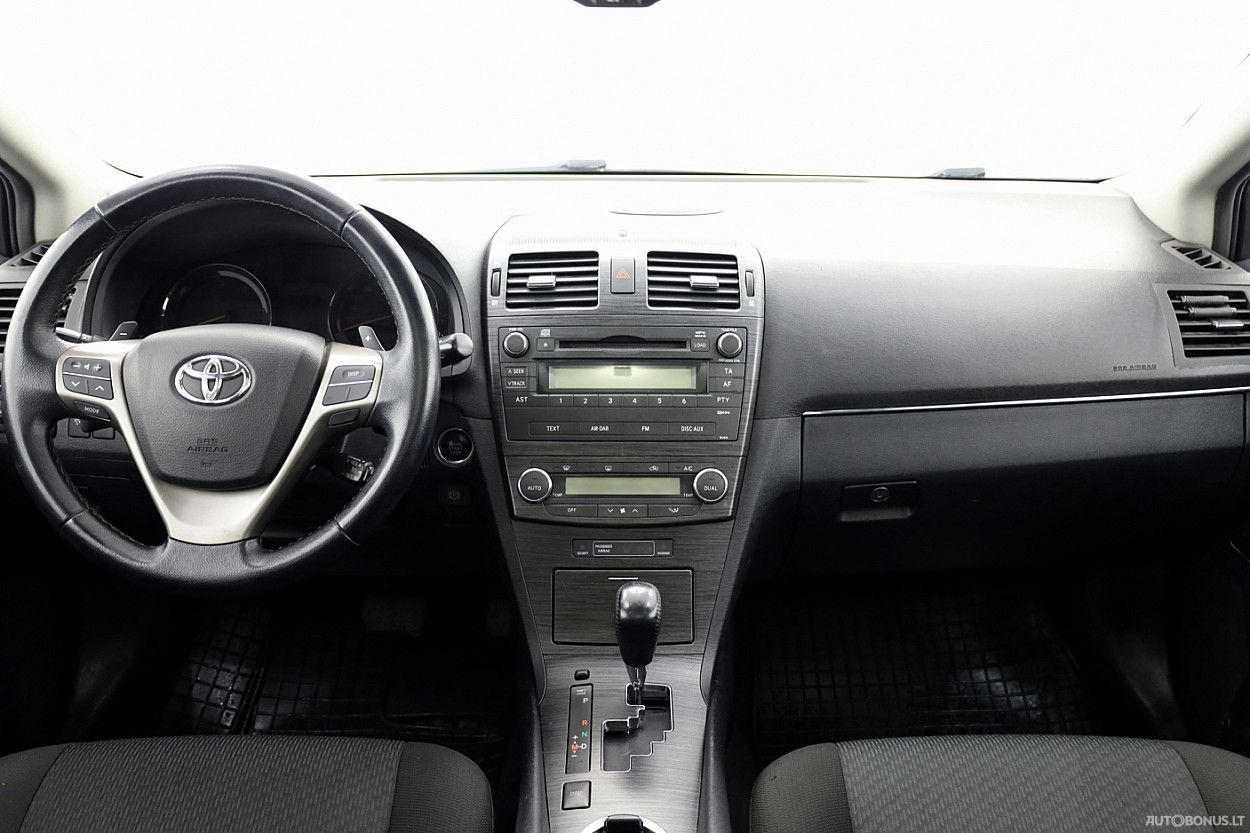 Toyota Avensis | 4