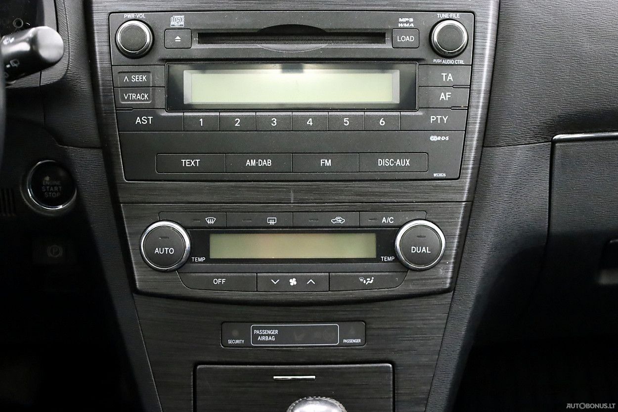 Toyota Avensis | 8