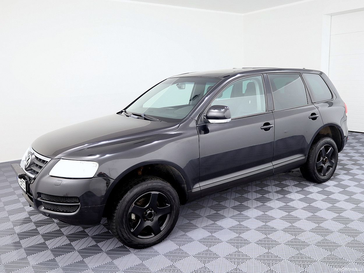 Volkswagen Touareg | 1