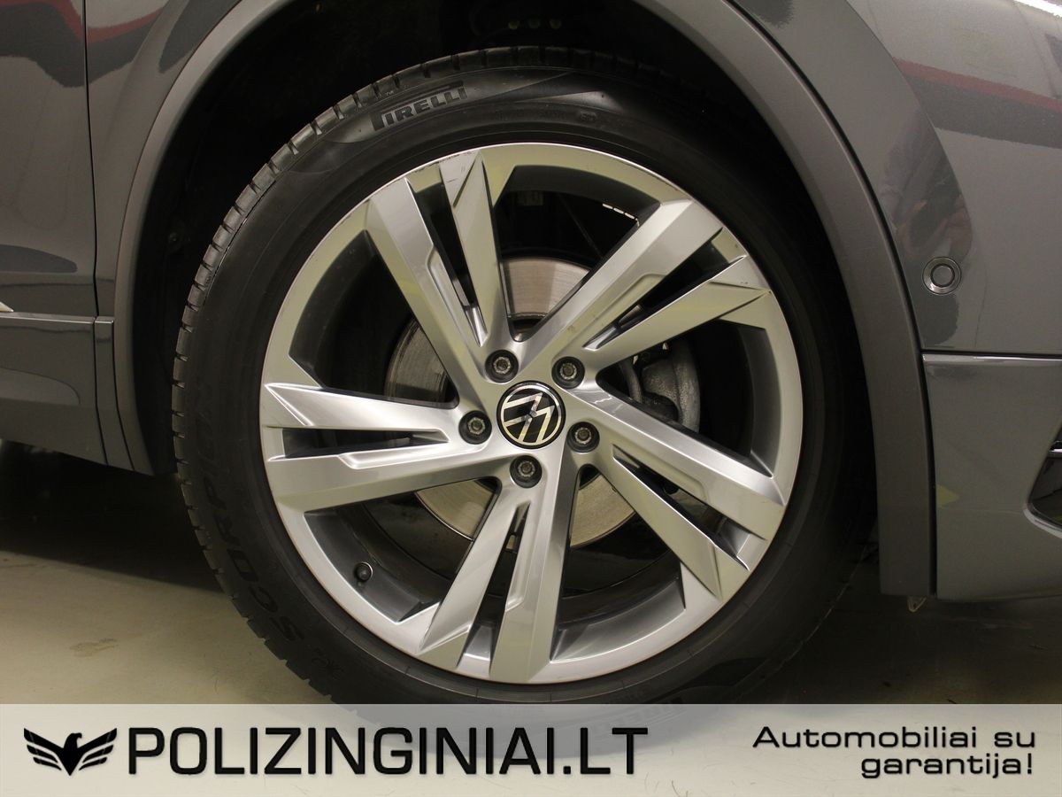 Volkswagen Tiguan | 32