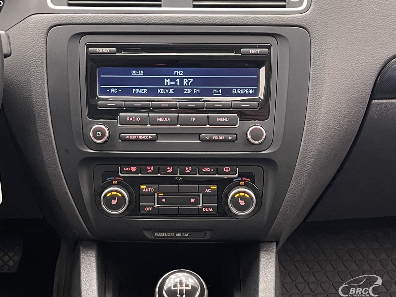 Volkswagen Jetta | 13