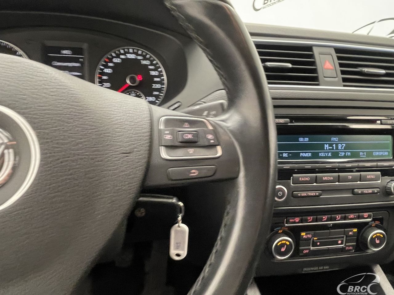 Volkswagen Jetta | 24