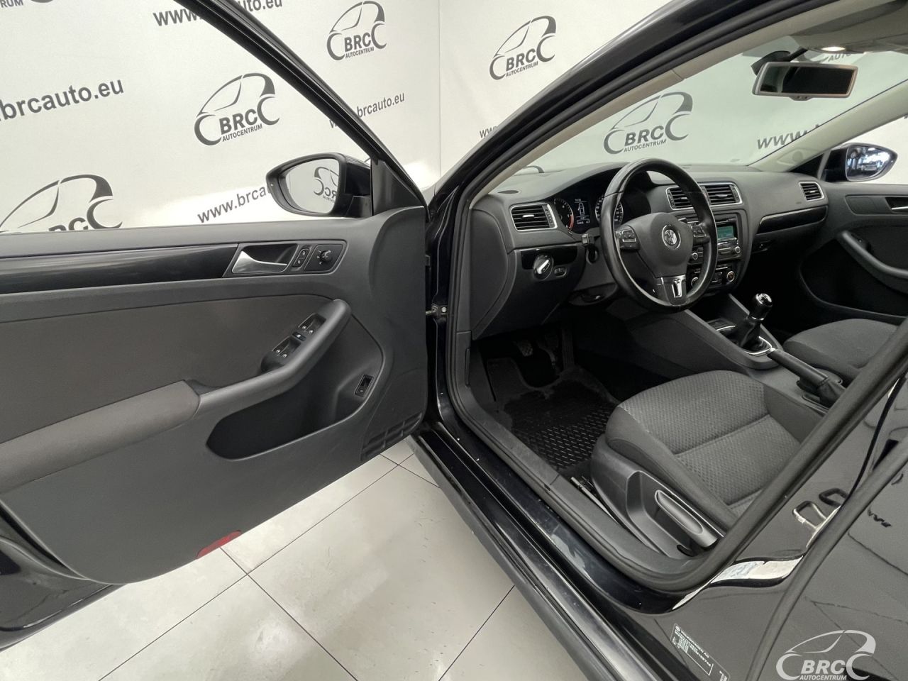Volkswagen Jetta | 15
