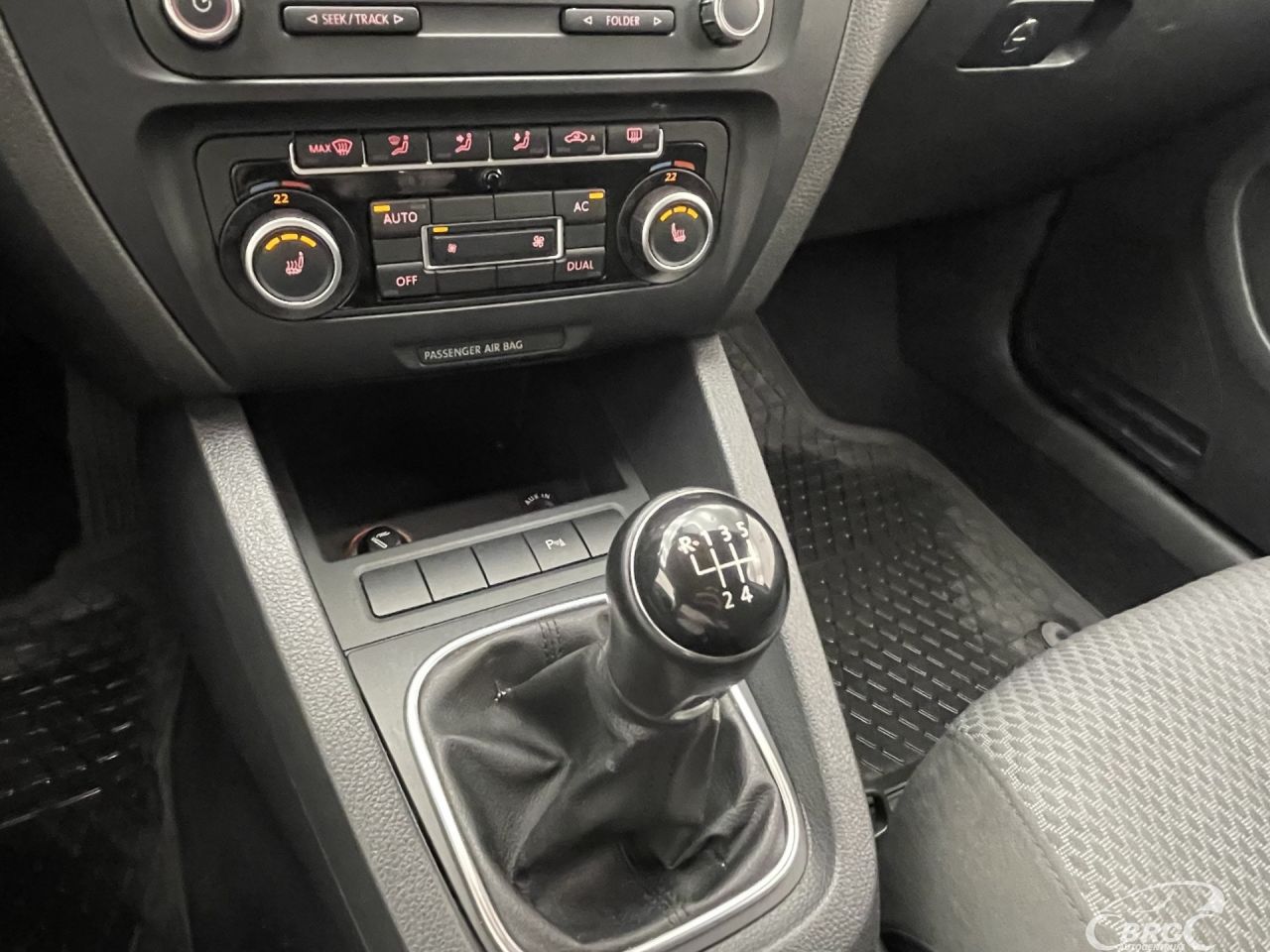 Volkswagen Jetta | 21