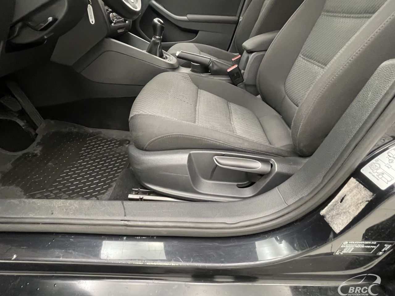 Volkswagen Jetta | 18