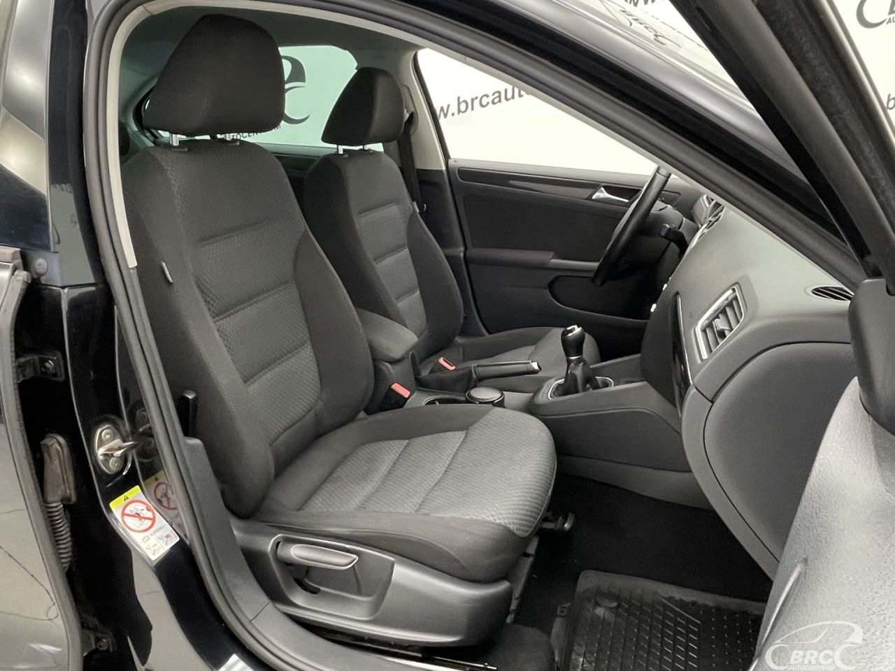 Volkswagen Jetta | 6