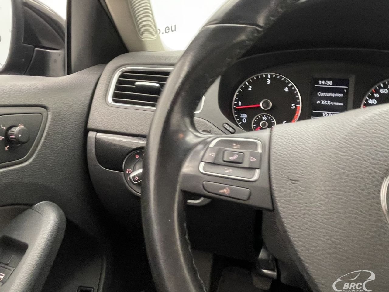 Volkswagen Jetta | 25