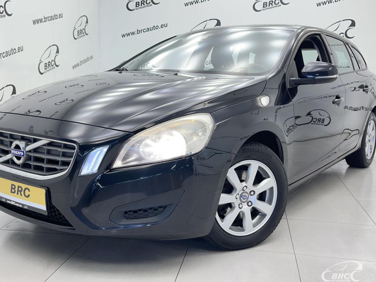 Volvo V60 | 43