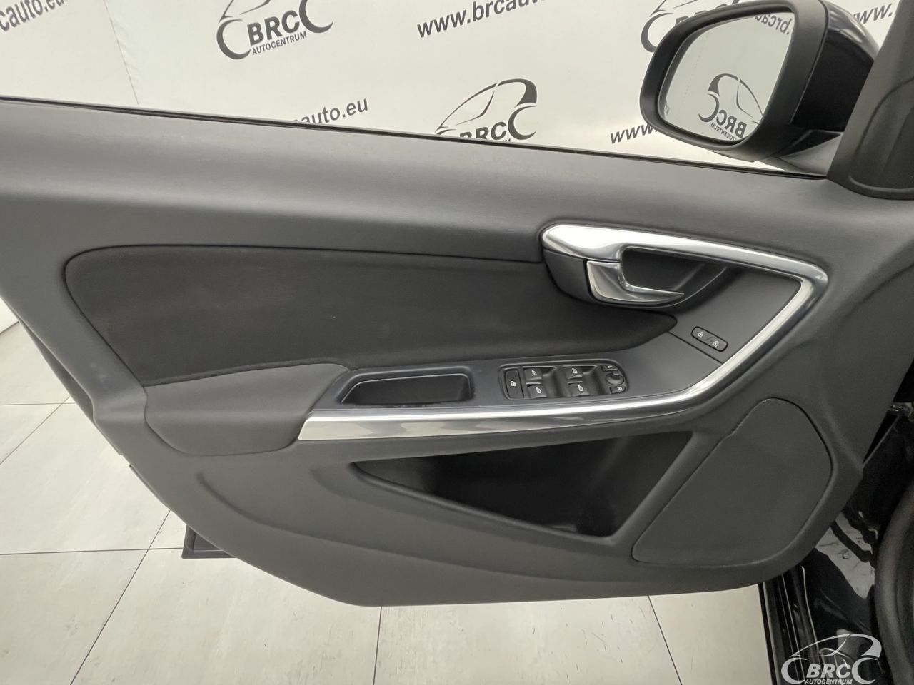 Volvo V60 | 16