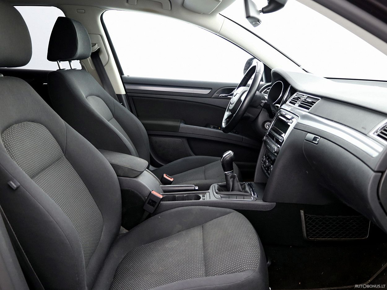 Skoda Superb | 5