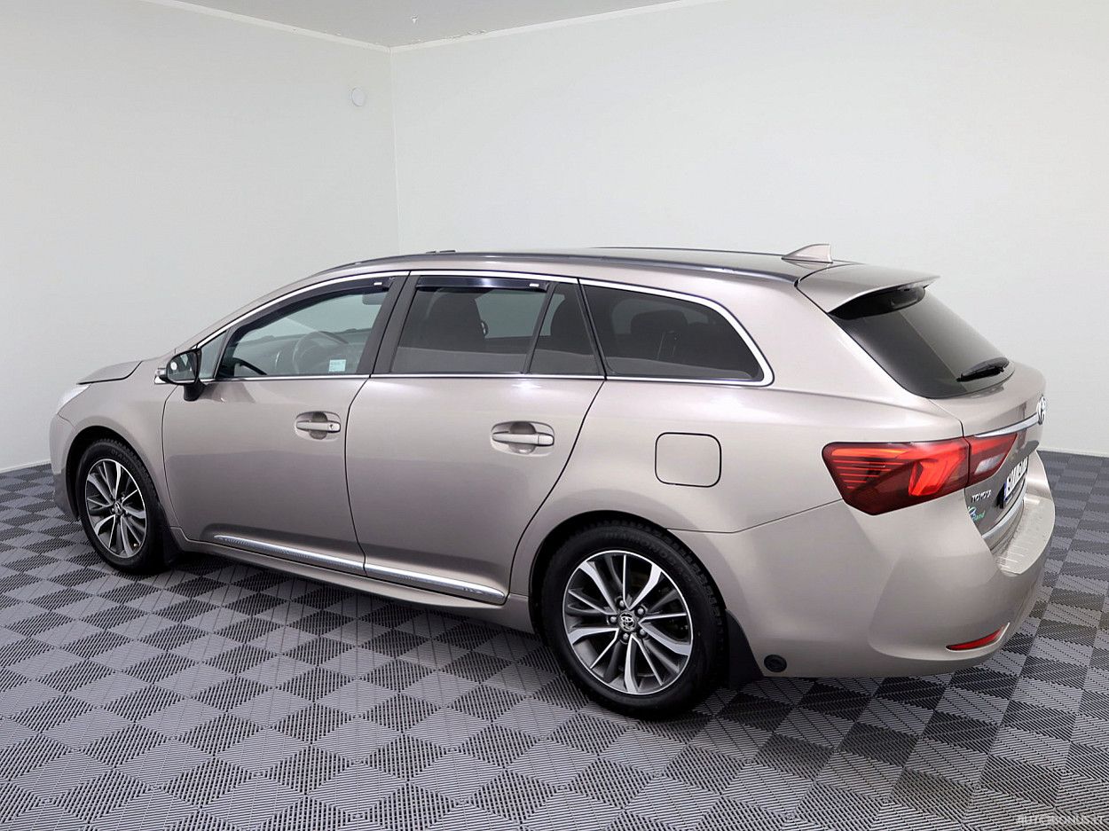 Toyota Avensis | 3