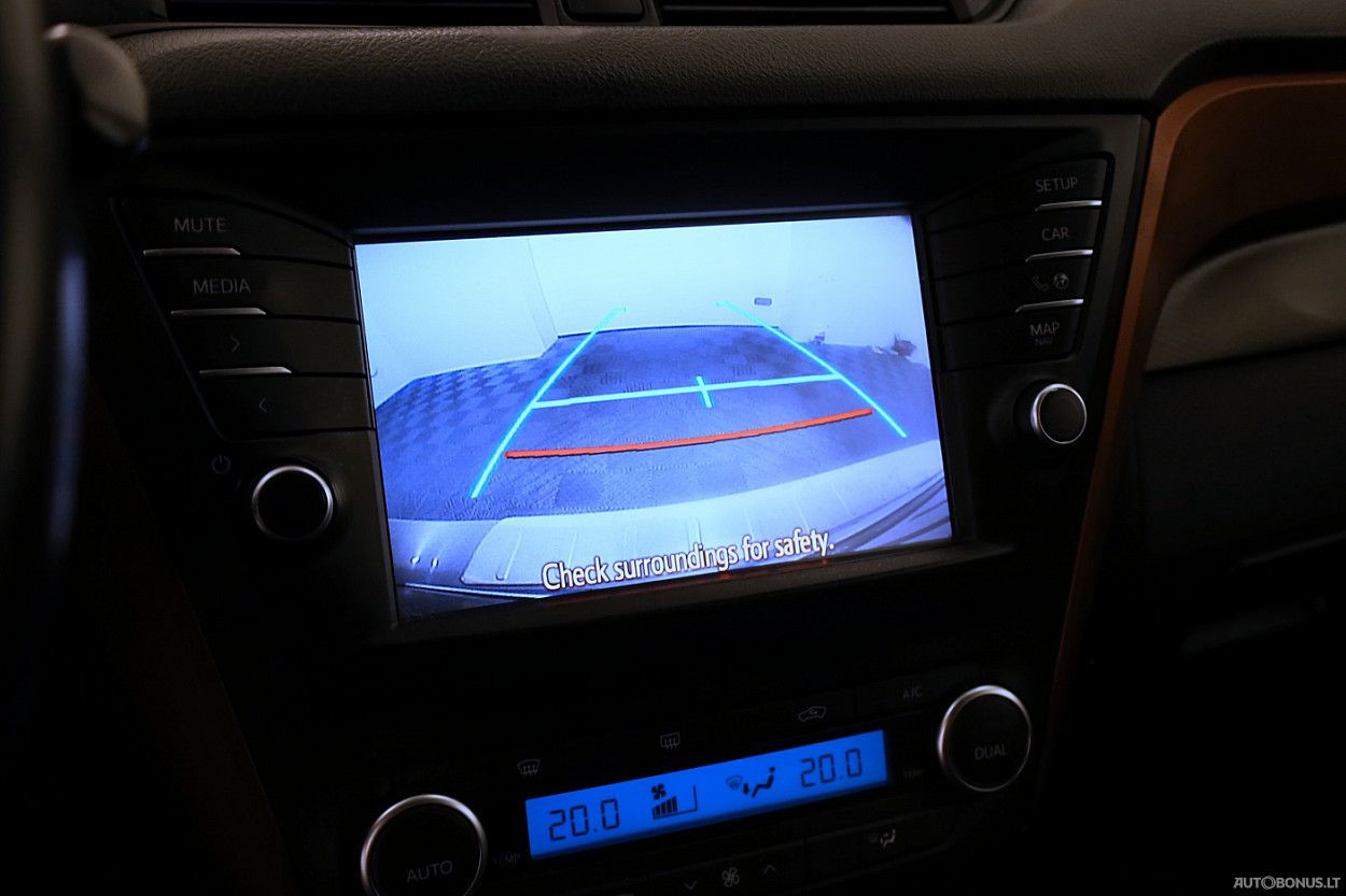 Toyota Avensis | 8