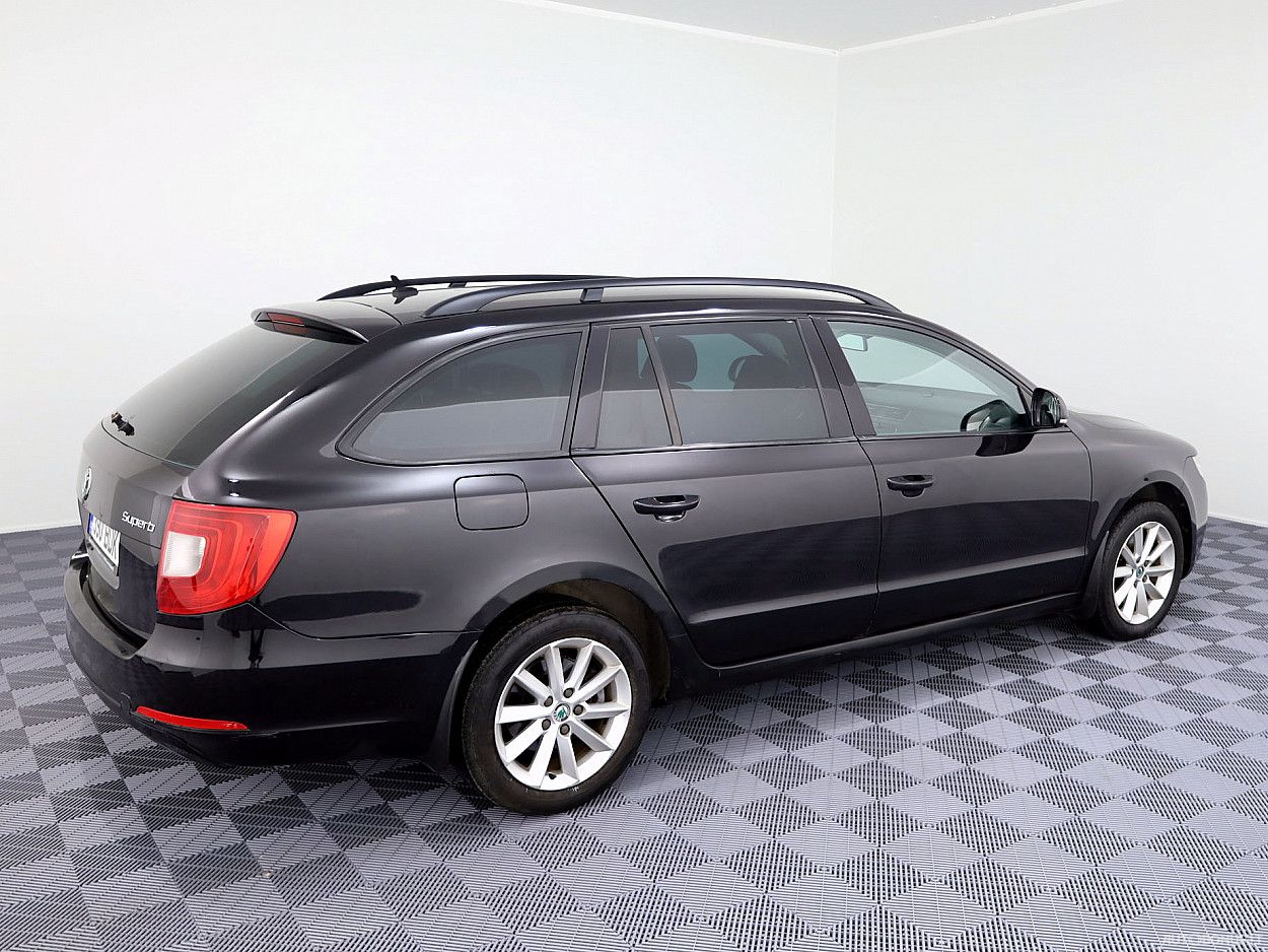 Skoda Superb | 2