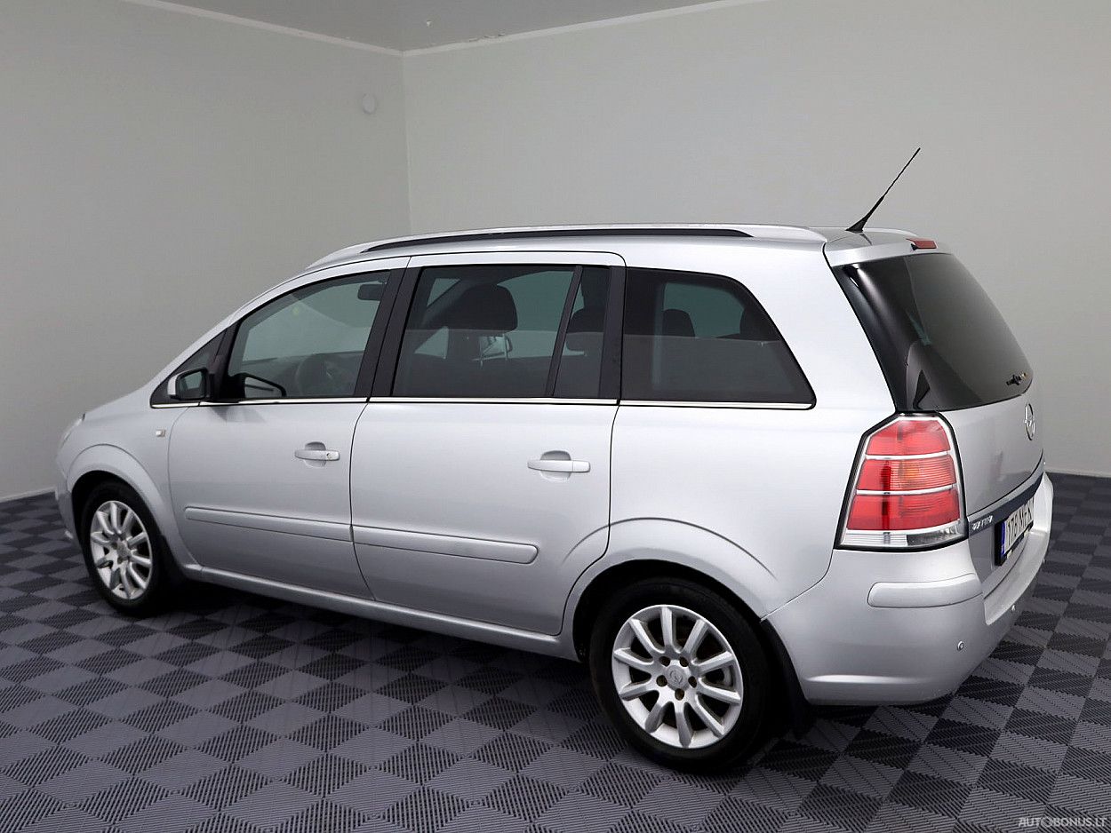 Opel Zafira | 3