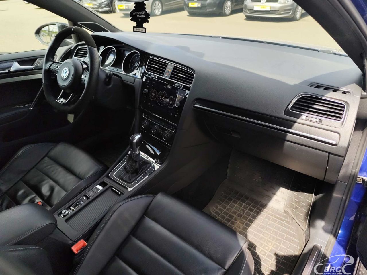 Volkswagen Golf | 9