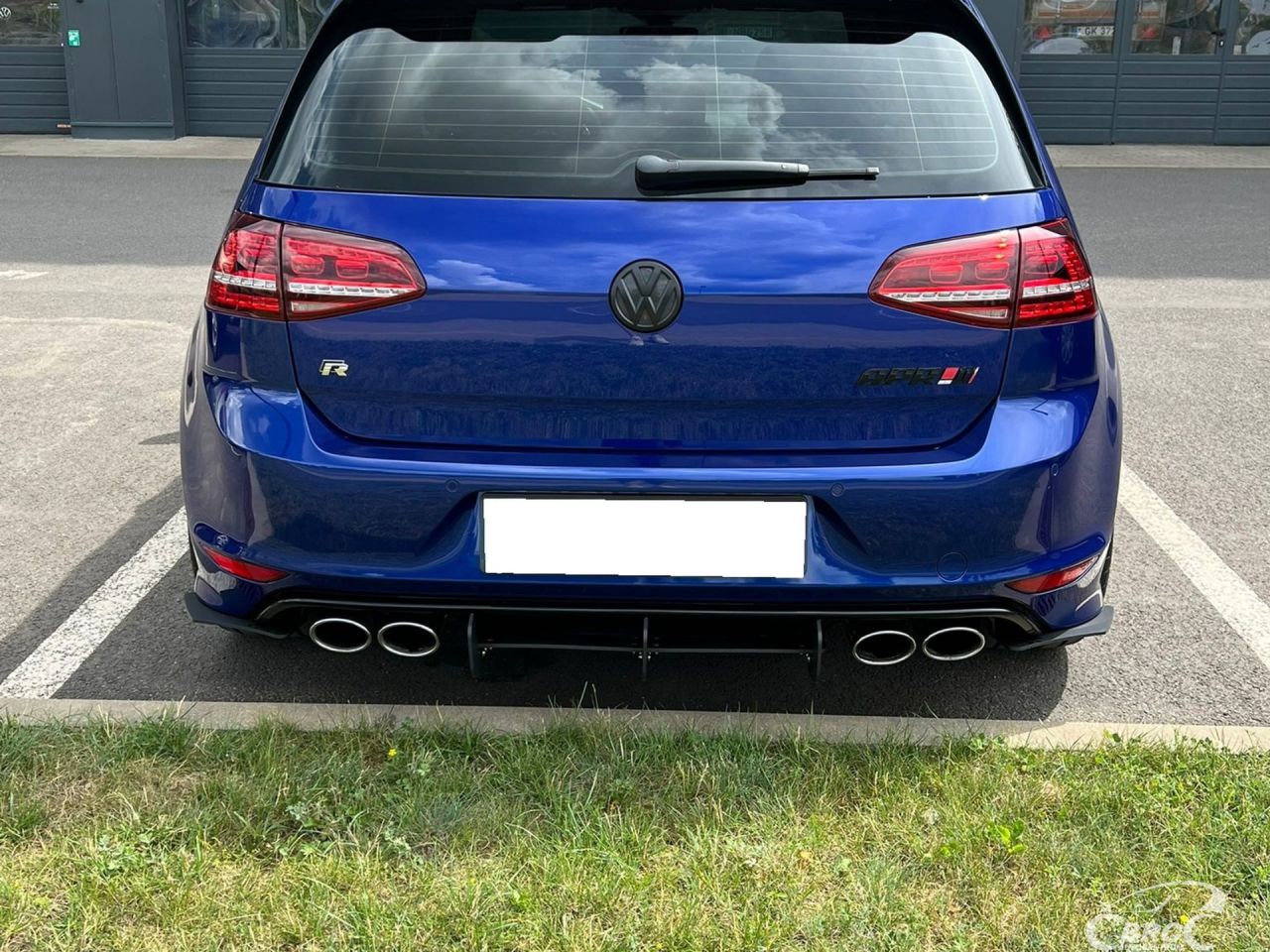 Volkswagen Golf | 5
