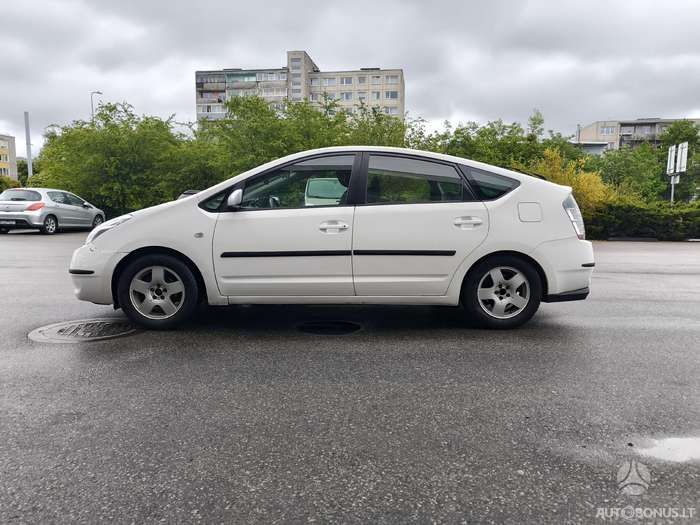 Toyota Prius | 6