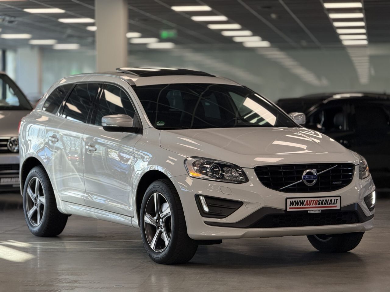 Volvo XC60 | 30