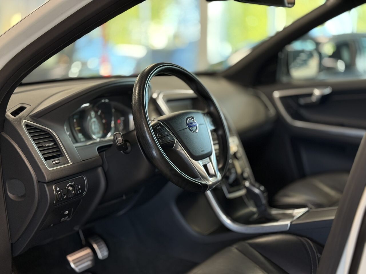 Volvo XC60 | 25