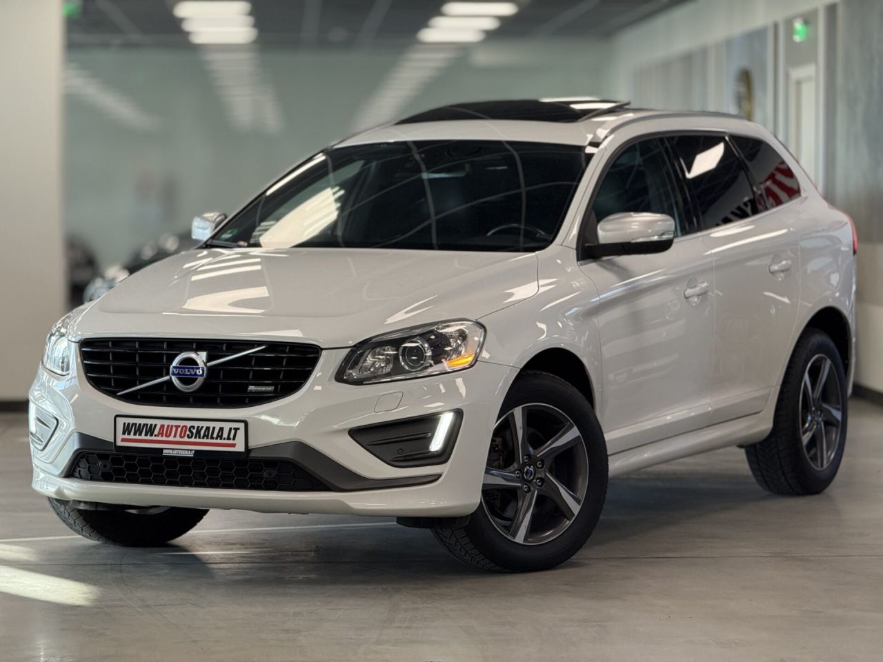 Volvo XC60 | 8