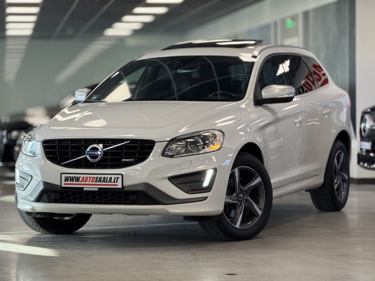 Volvo XC60 | 10