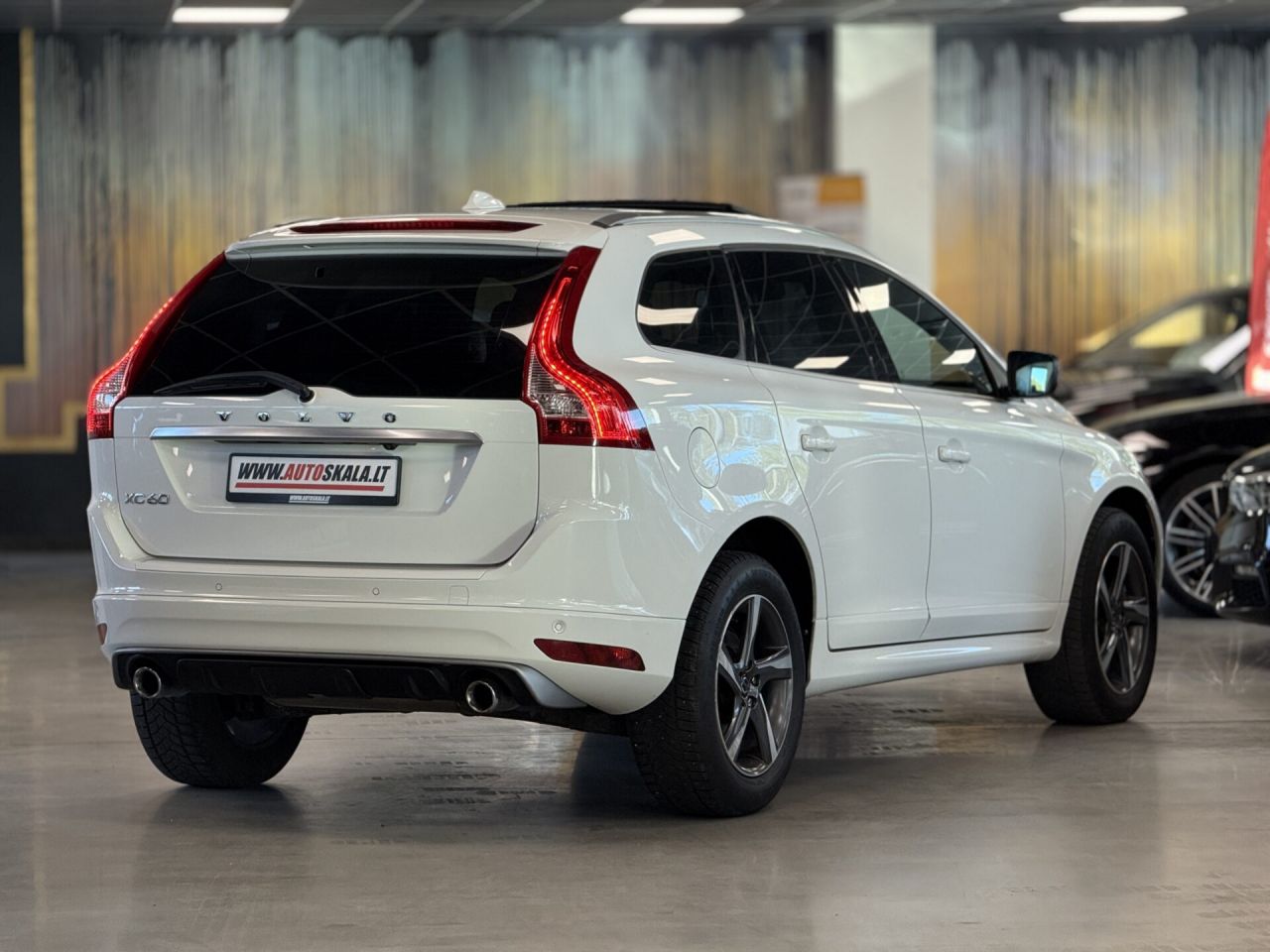 Volvo XC60 | 12