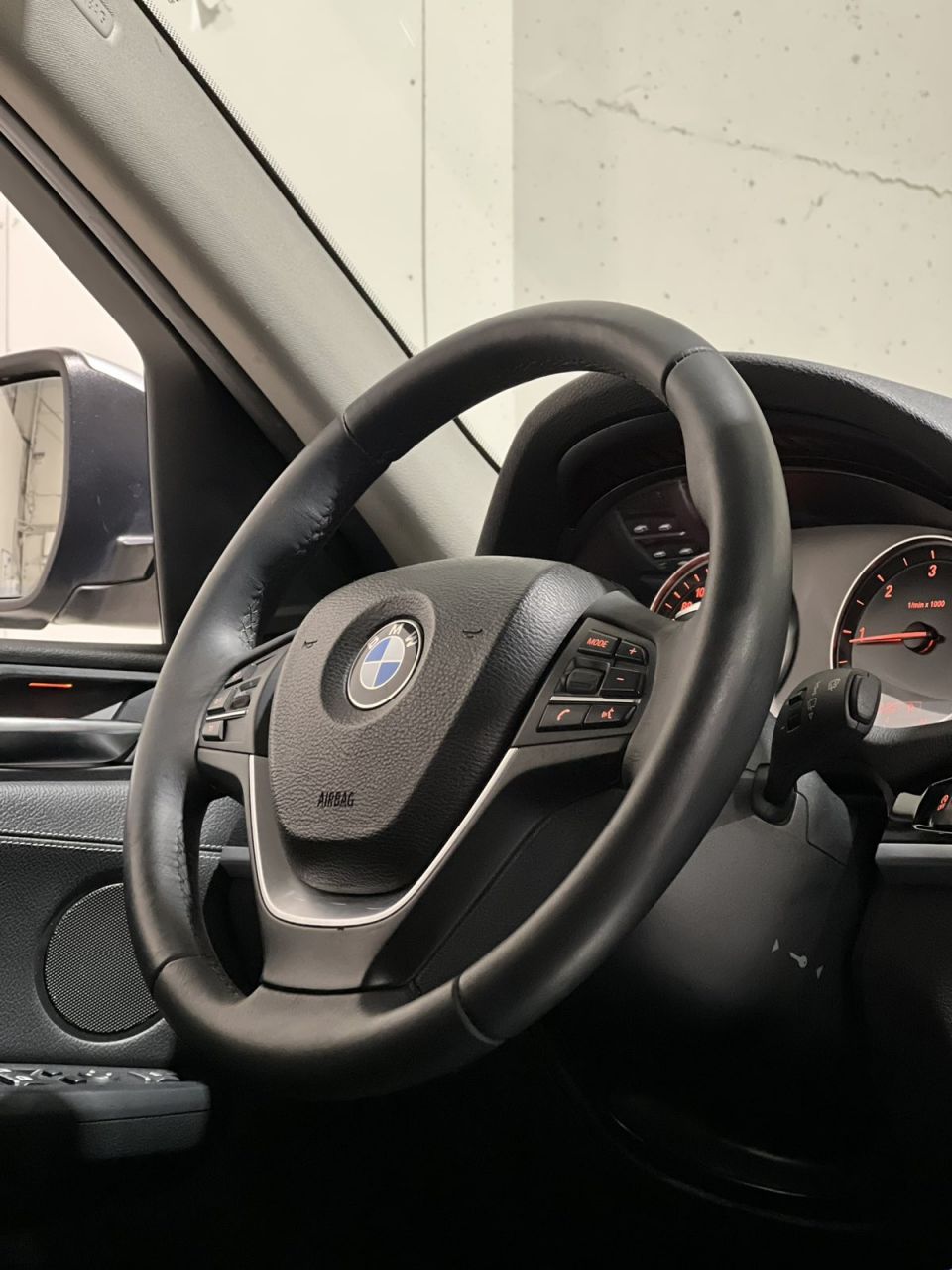 BMW X4 | 8