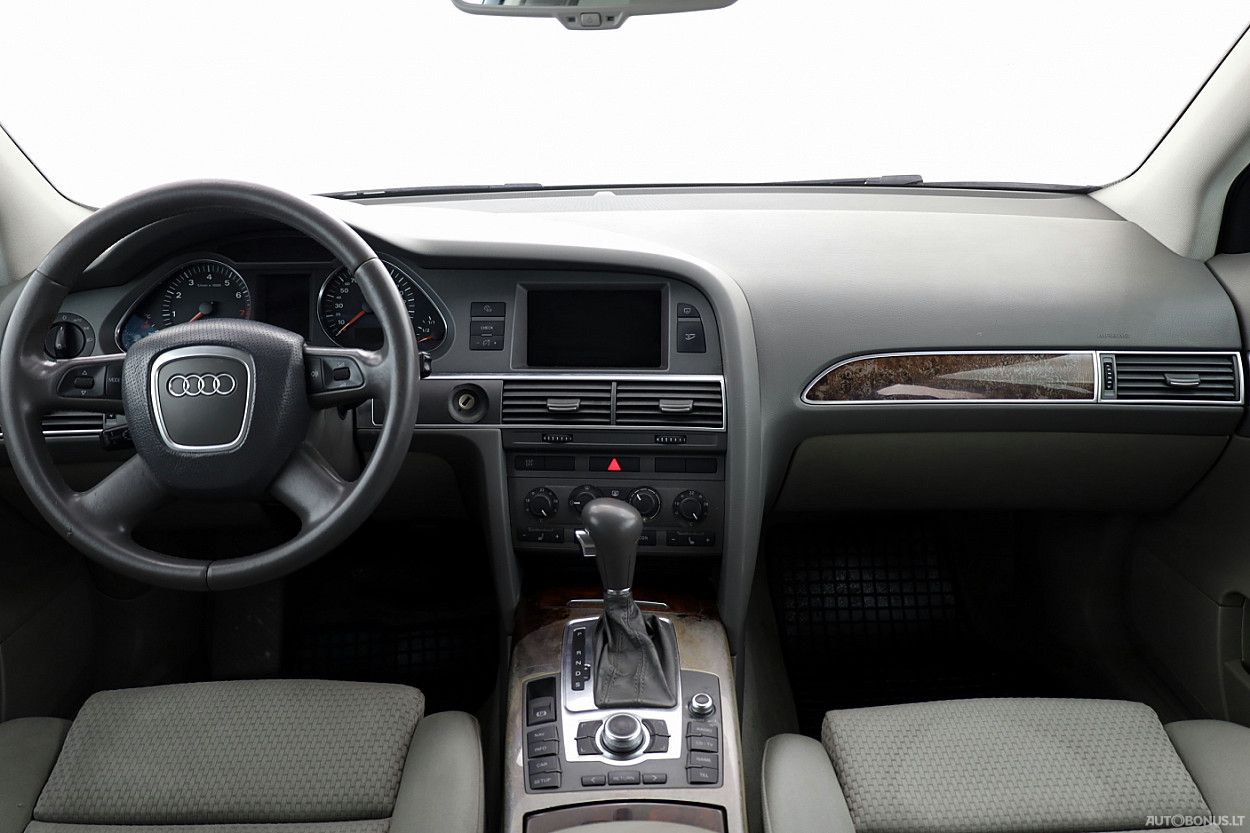 Audi A6 | 4