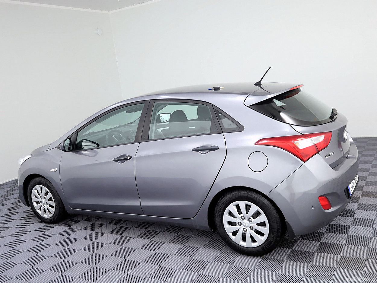 Hyundai i30 | 3