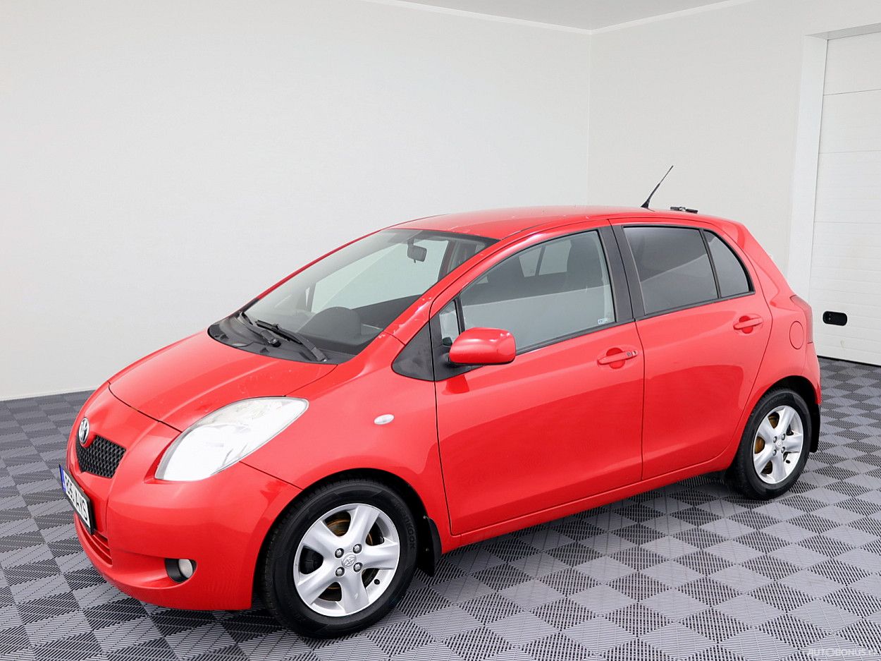 Toyota Yaris | 1