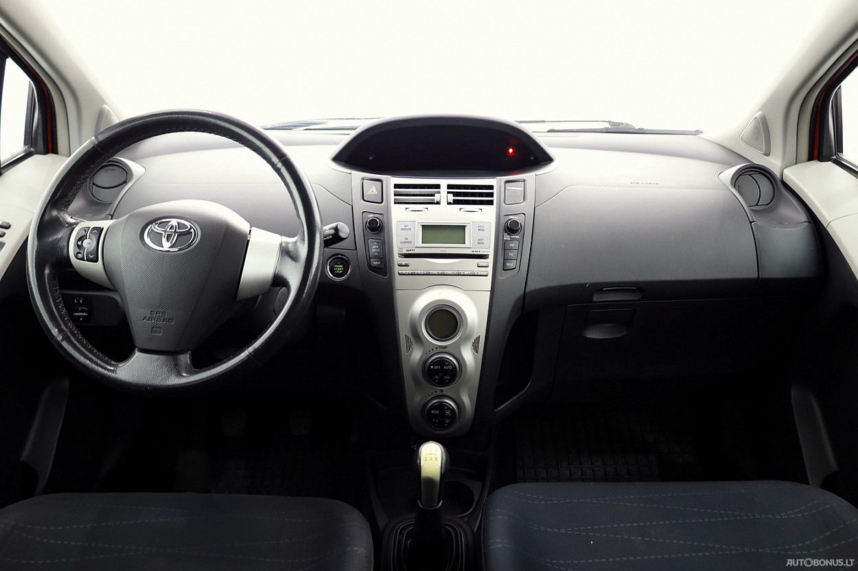 Toyota Yaris | 4