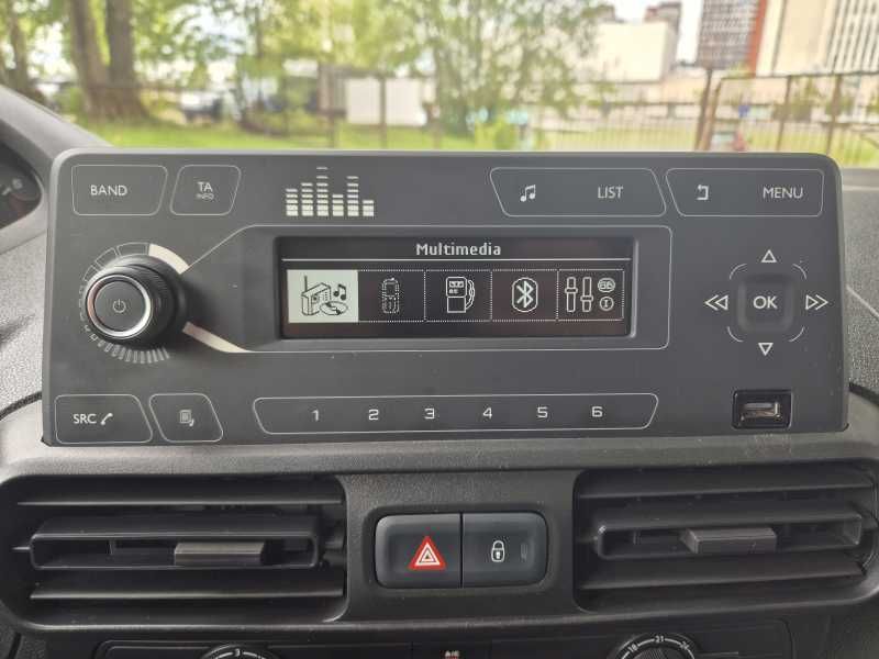 Peugeot Partner | 12