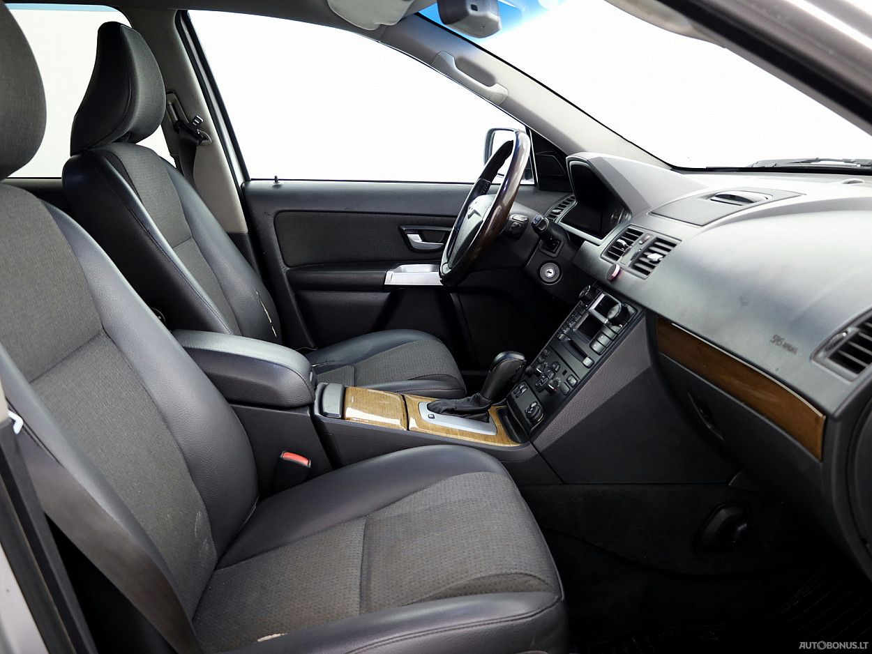 Volvo XC90 | 5