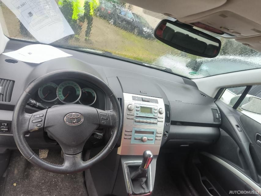 Toyota Corolla | 3