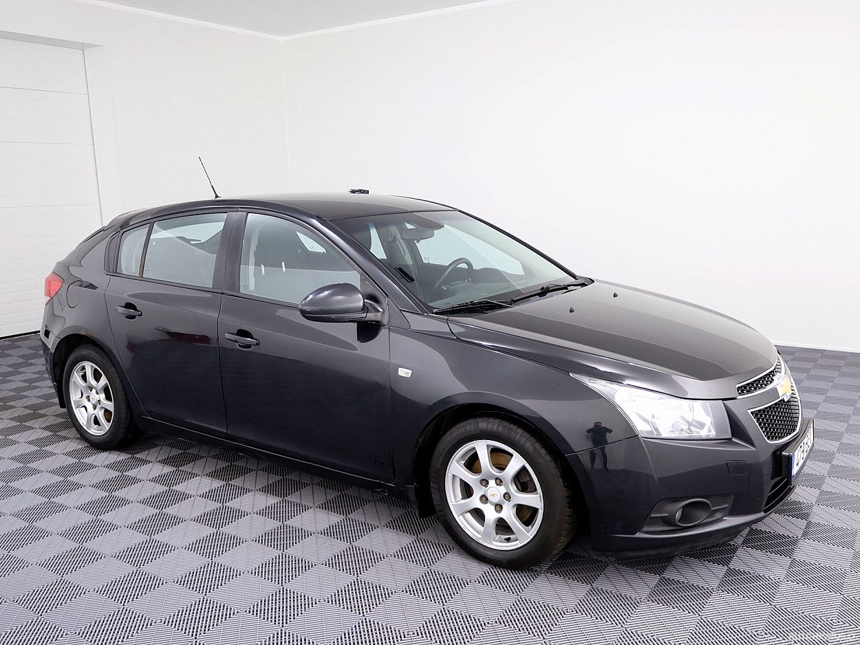 Chevrolet Cruze, 2.0 l., hatchback