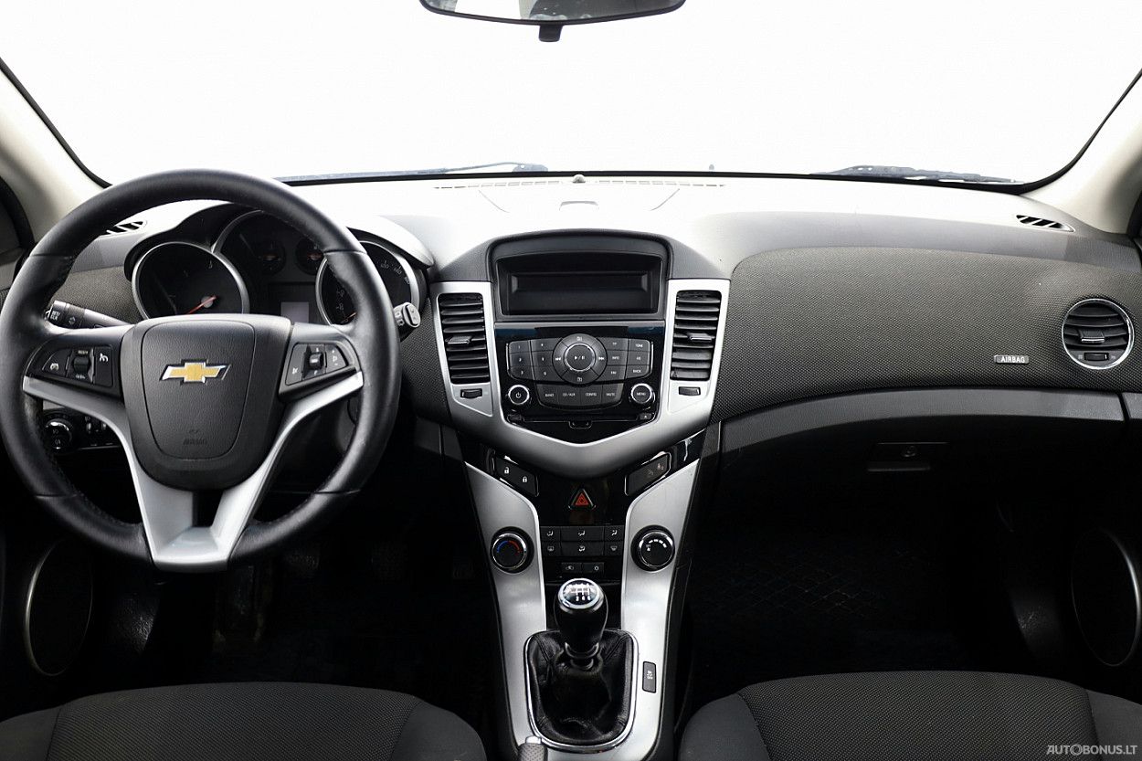 Chevrolet Cruze | 4