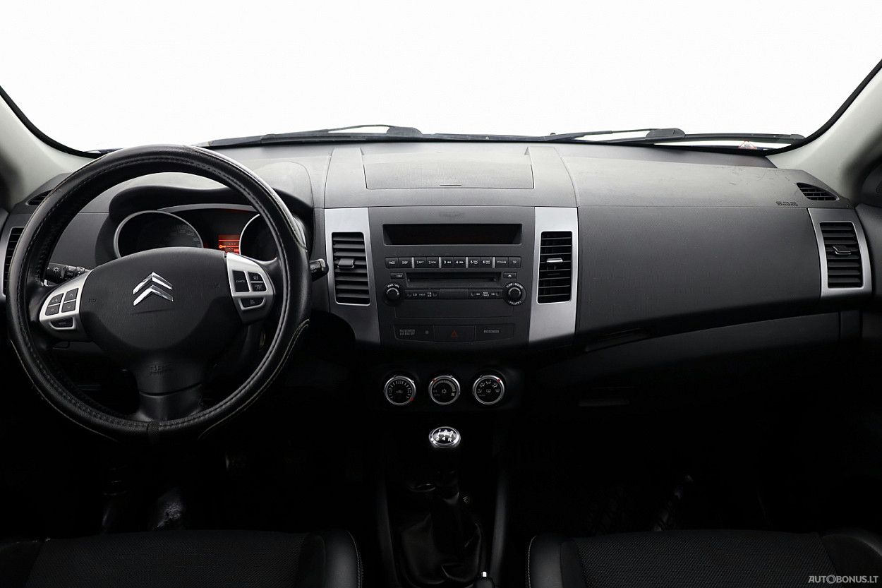 Citroen C-Crosser  | 4