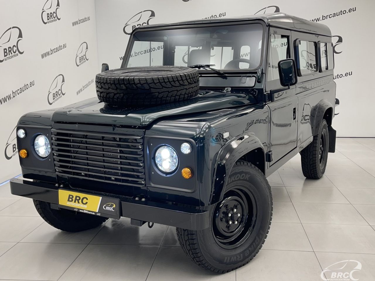 Land Rover Defender | 38