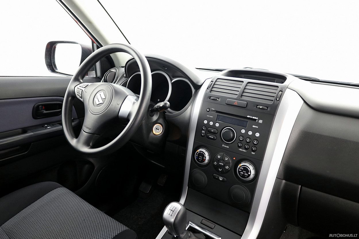 Suzuki Grand Vitara | 4