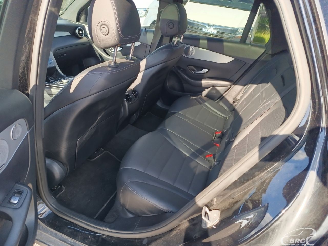 Mercedes-Benz GLC350 | 9