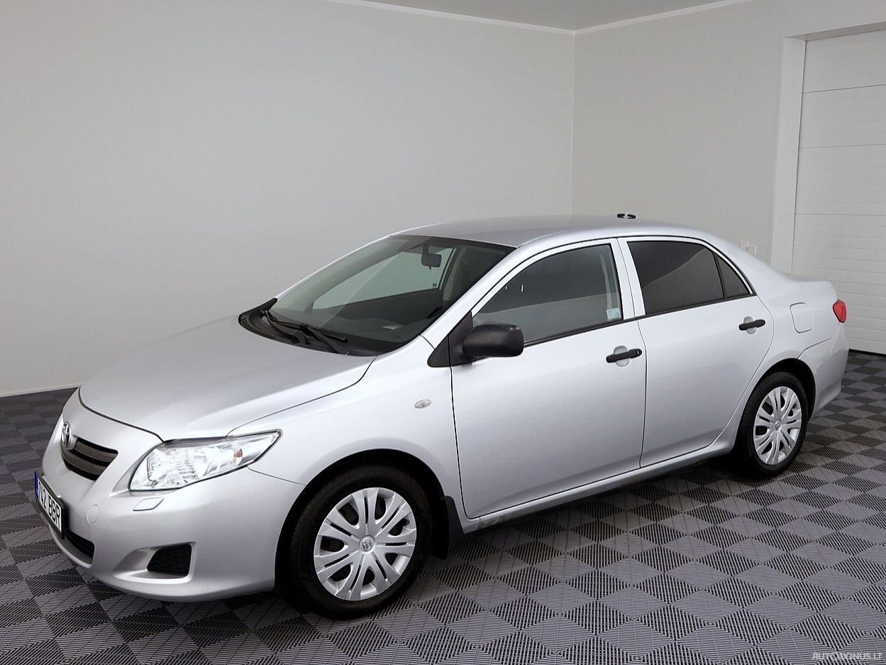 Toyota Corolla | 1