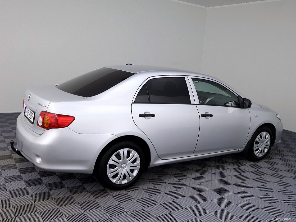 Toyota Corolla | 2