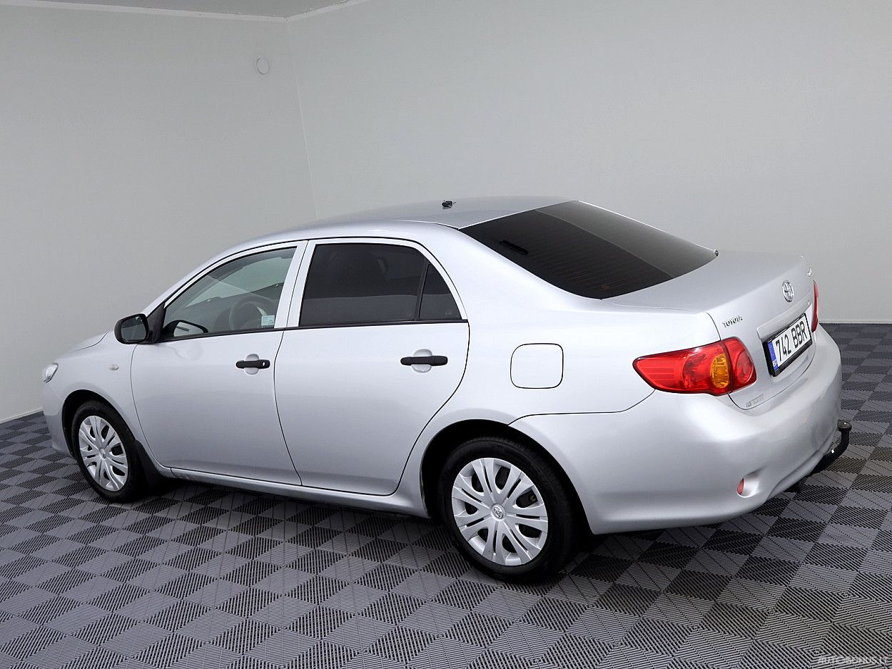 Toyota Corolla | 3