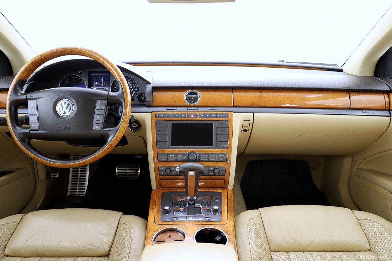 Volkswagen Phaeton | 4