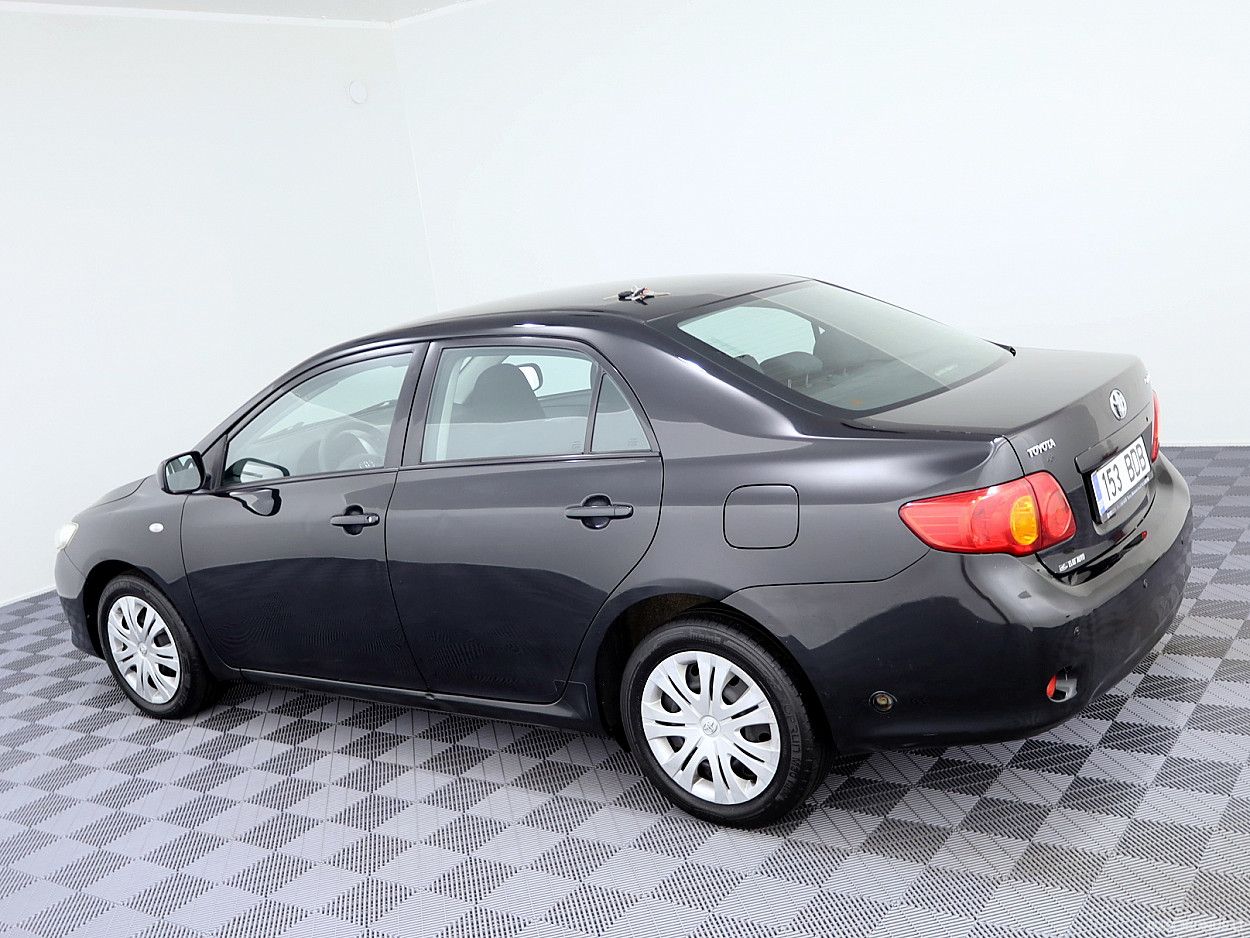 Toyota Corolla | 3
