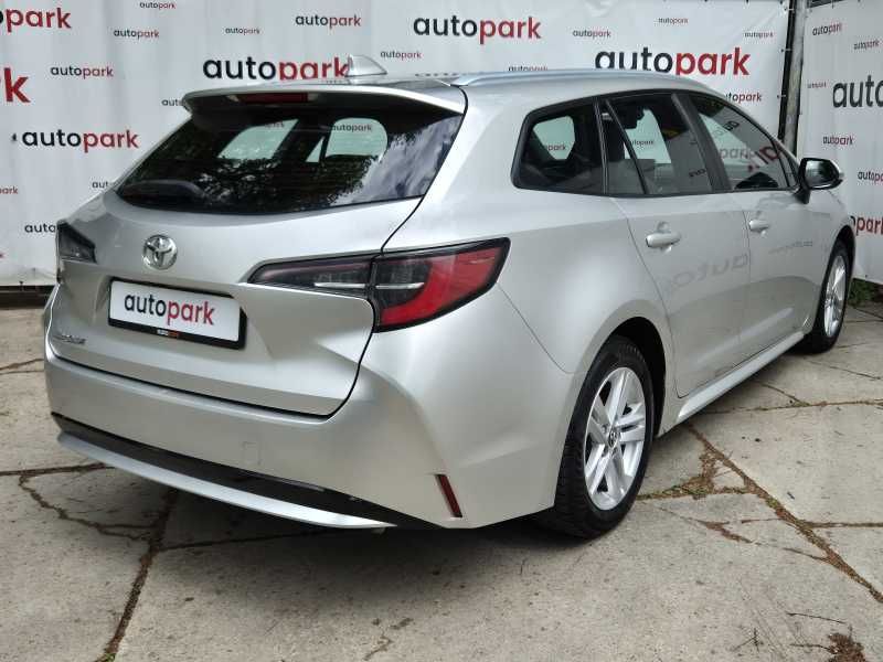 Toyota Corolla | 3