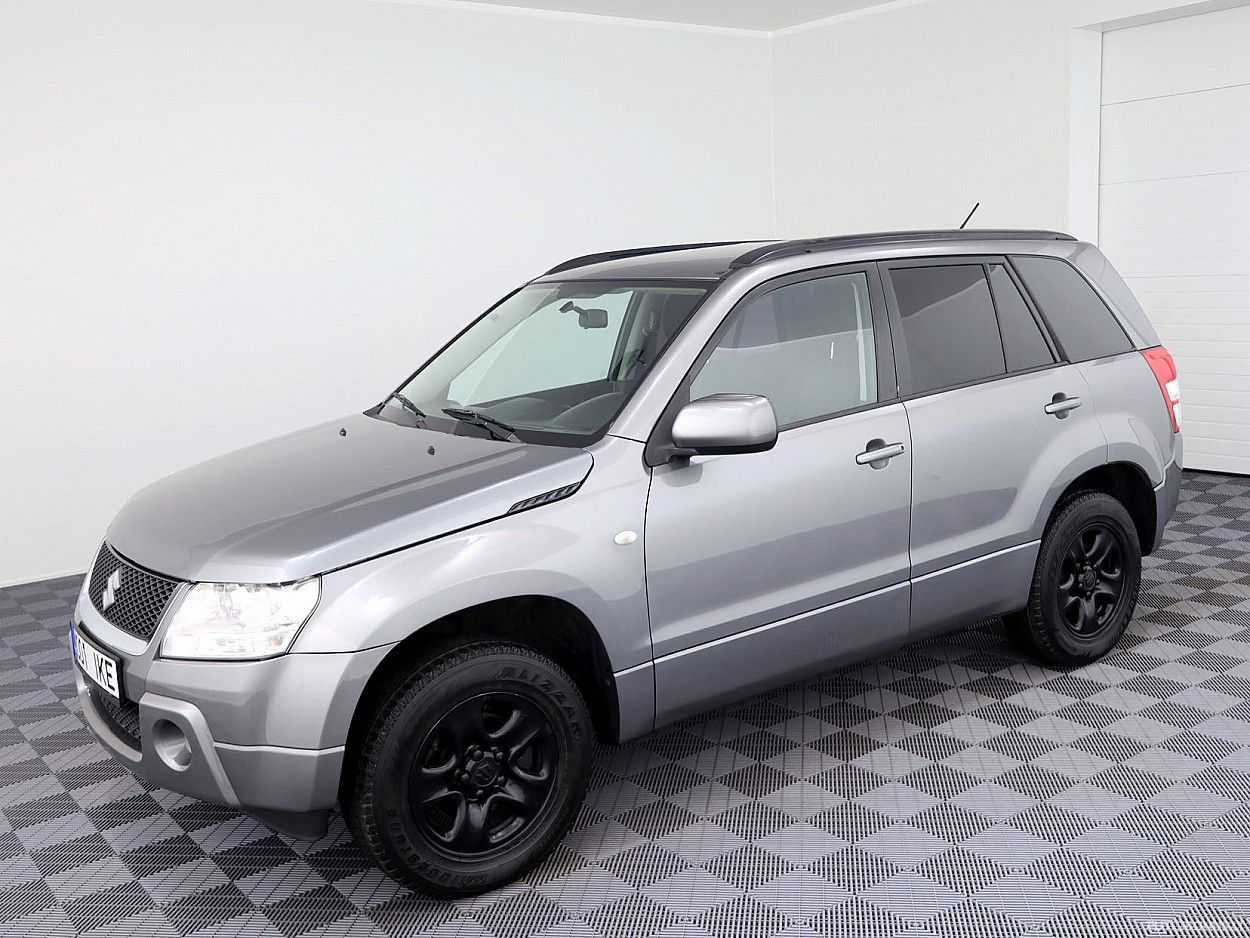 Suzuki Grand Vitara | 1