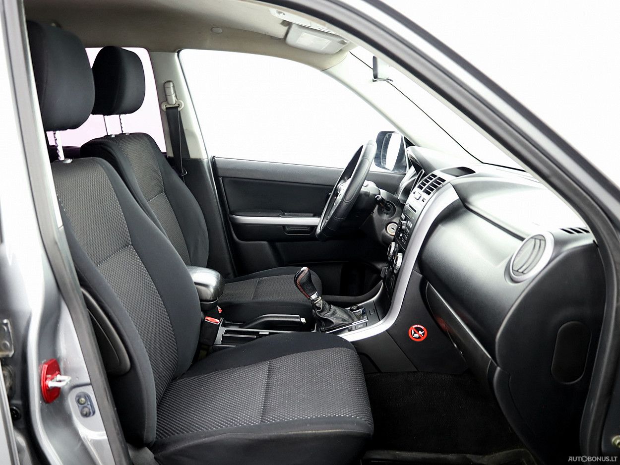 Suzuki Grand Vitara | 5